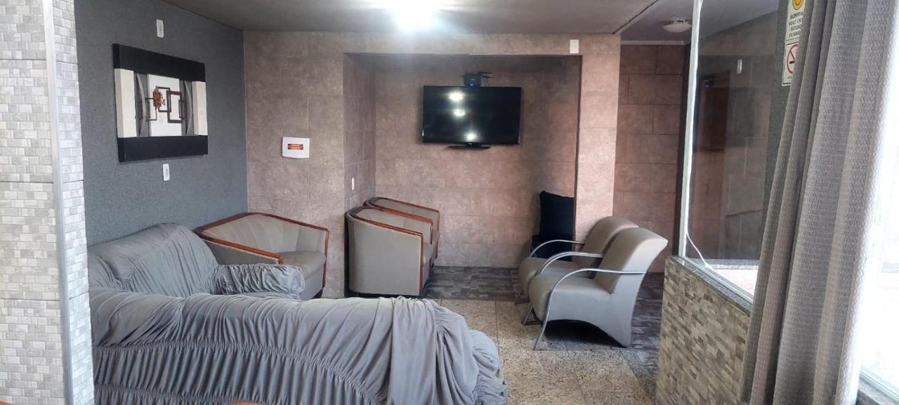 Hostel Falcao-Suites Privativas Com Ar Condicionado Rio das Ostras Dış mekan fotoğraf